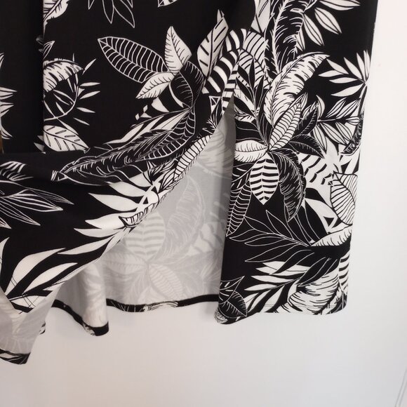 Talbots Black & White Botanical Print Jersey Knit Maxi Skirt - Picture 5 of 8